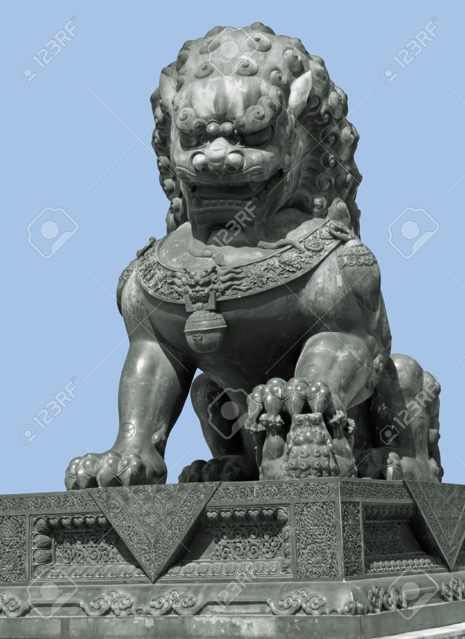 10862516-metallic-sculpture-of-a-chinese-lion.jpg