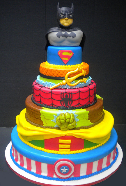 Marvel+Comics+Superheroes+Cake+Design+Food+Art+Batman+Spiderman+Hulk.jpg
