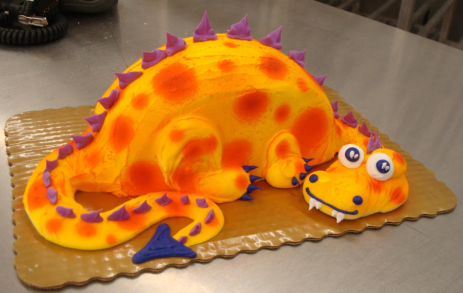 orange_dragon_cake_by_jillyfishdelacubozoa-d3ax7ql.jpg
