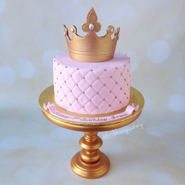 abaca99482a4081fb869ff1b114a38c2--princess-theme-princess-cakes.jpg